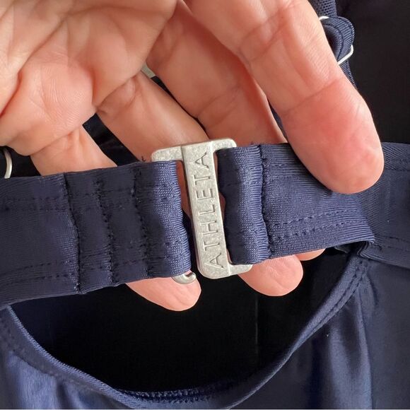 Athleta Navy Blue Tankini Top Size 36 B/C - Picture 2 of 9